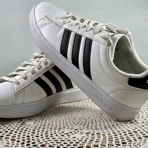 Adidas Cloudform White With Black Stripes Lace Up Size 12M Memory Foam NICE 3200